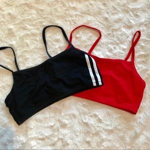 2 Sports bras